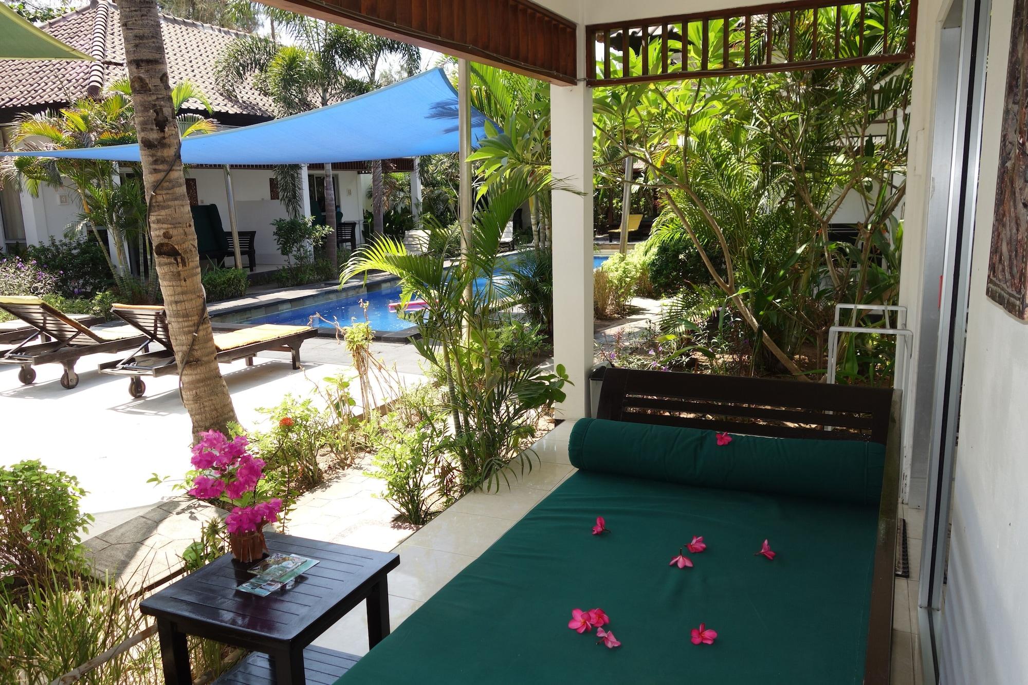 Gili Palms Resort Гили Траванган Экстерьер фото