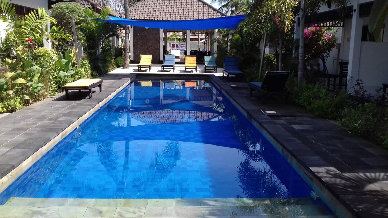 Gili Palms Resort Гили Траванган Экстерьер фото