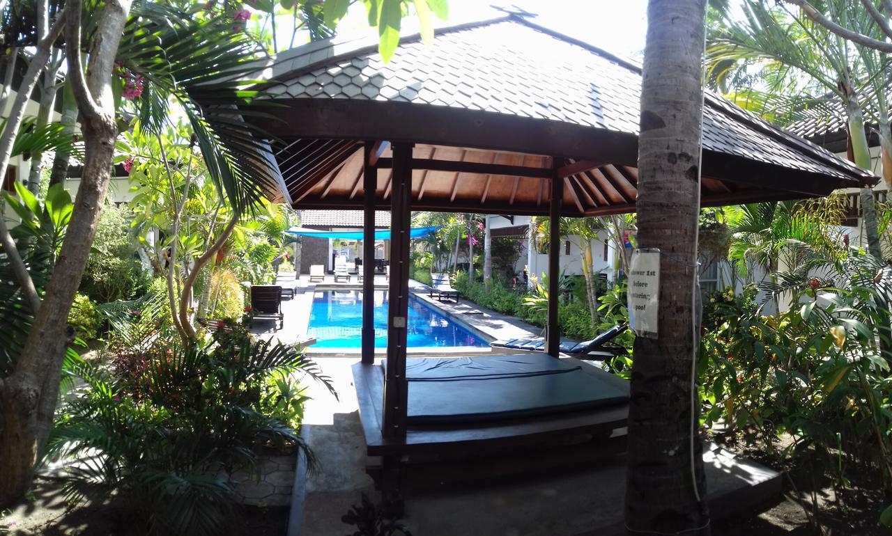 Gili Palms Resort Гили Траванган Экстерьер фото