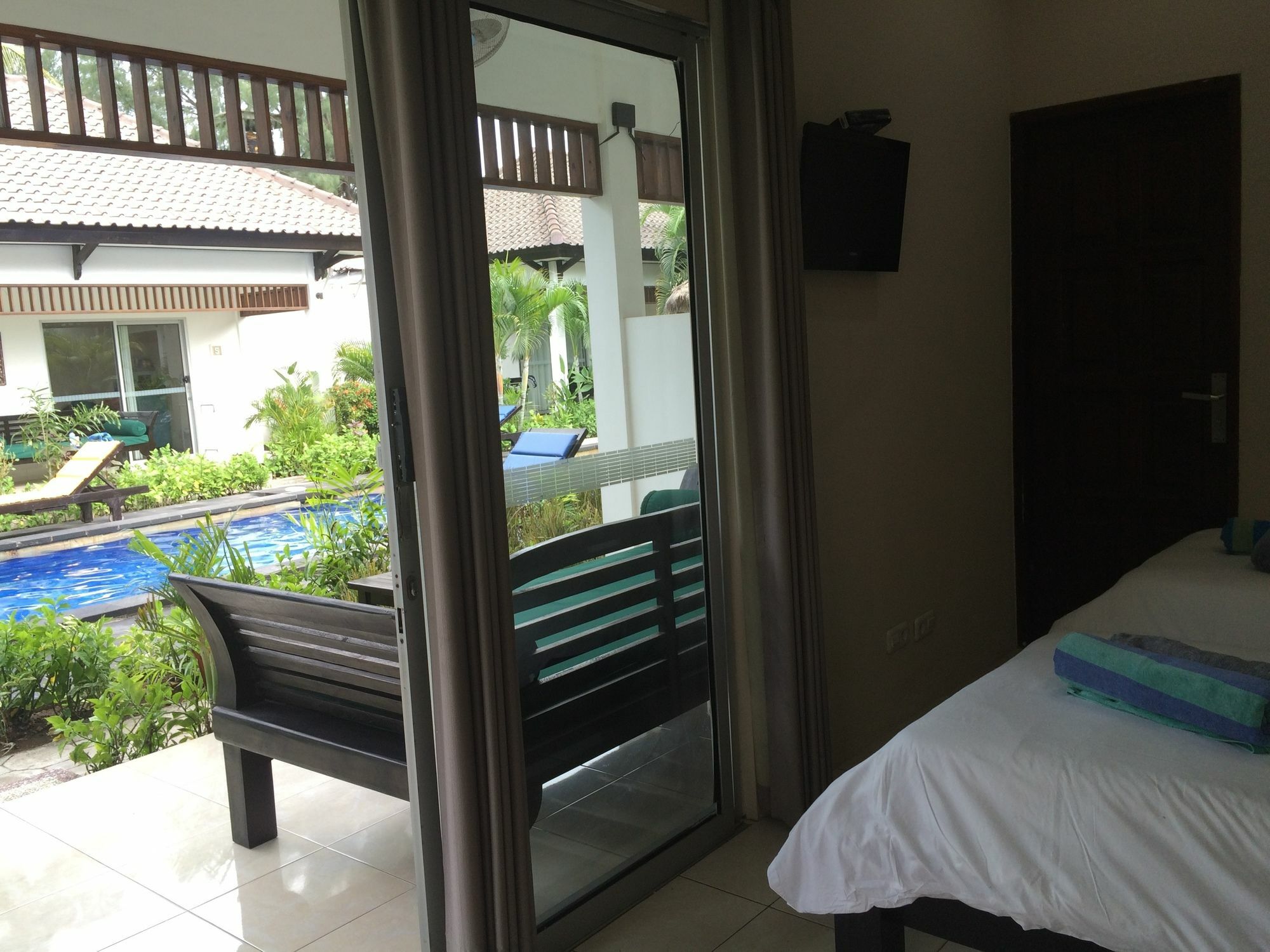 Gili Palms Resort Гили Траванган Экстерьер фото