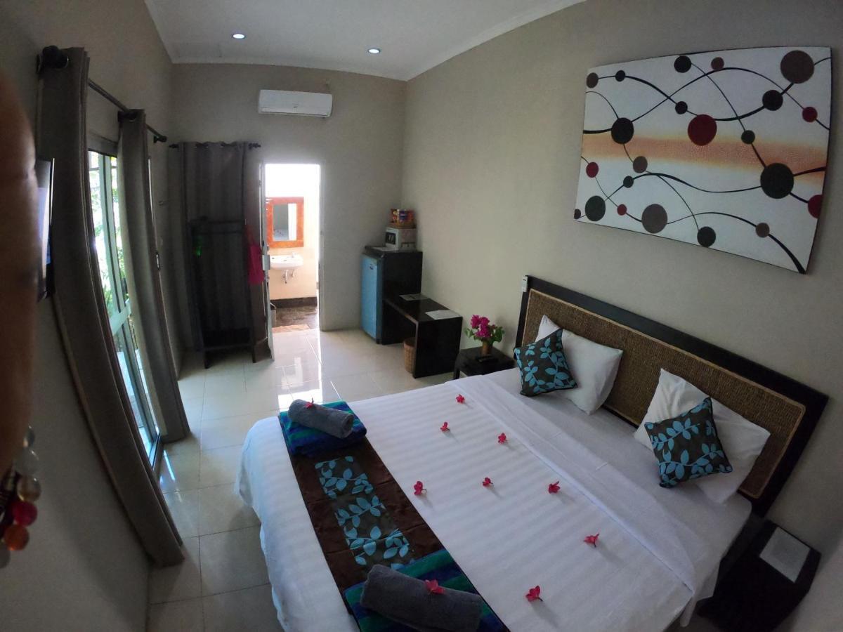 Gili Palms Resort Гили Траванган Экстерьер фото