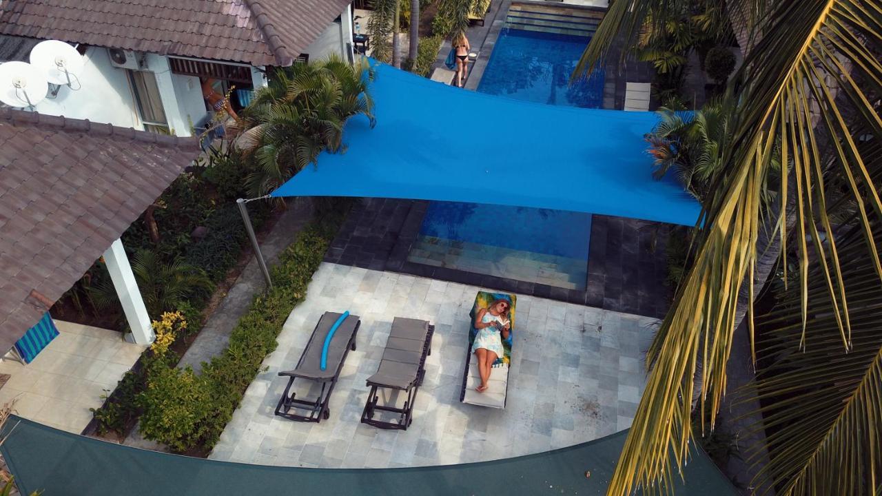 Gili Palms Resort Гили Траванган Экстерьер фото